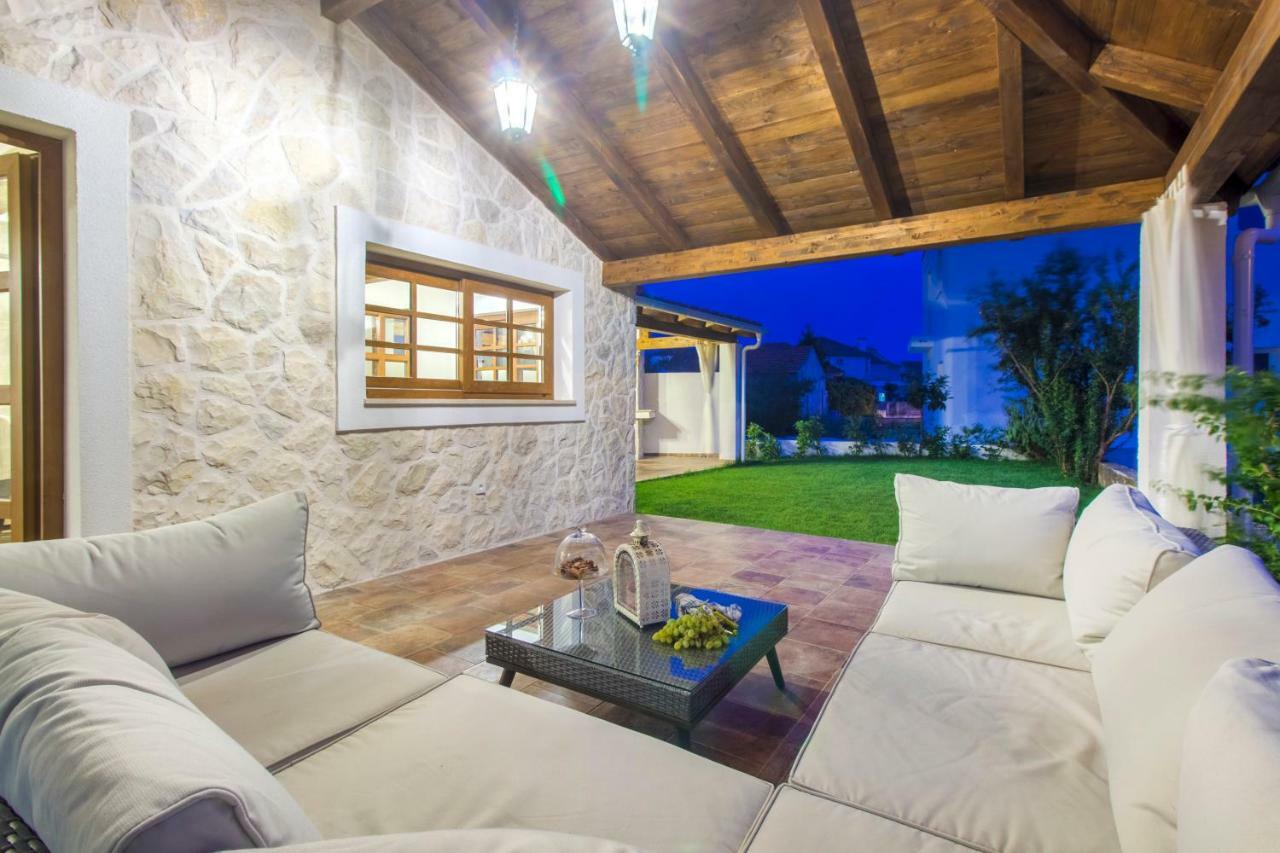 House For Rent Leila Villa Šibenik Eksteriør billede